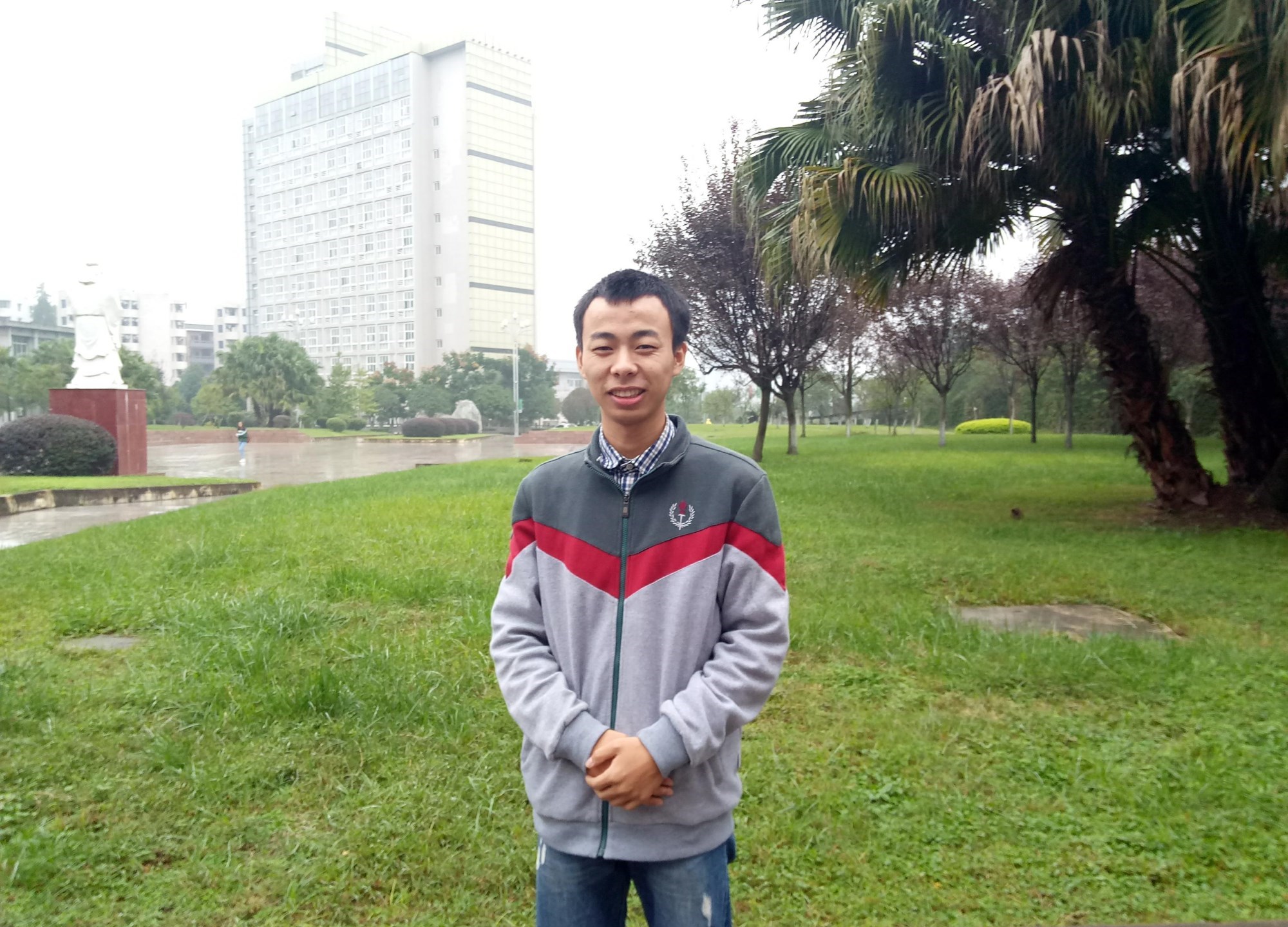 2613914273_副本.jpg