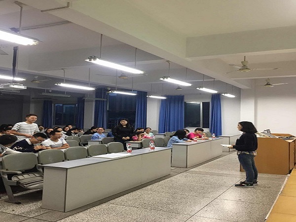 班会1.jpg